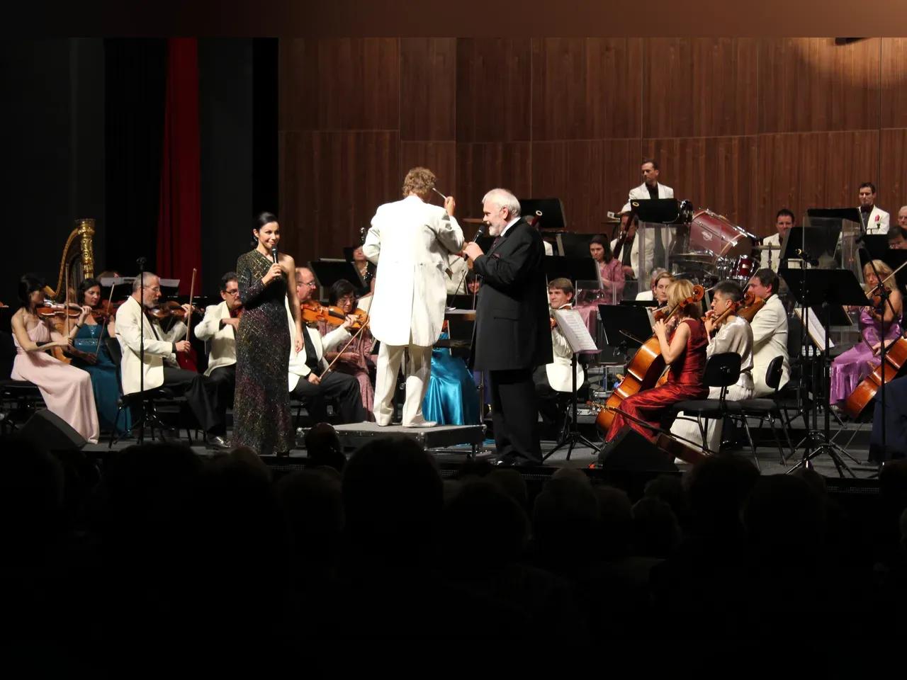 Greiz_Galakonzert_Emmerlich_Weber.__Foto_Vogtland_Philharmonie_