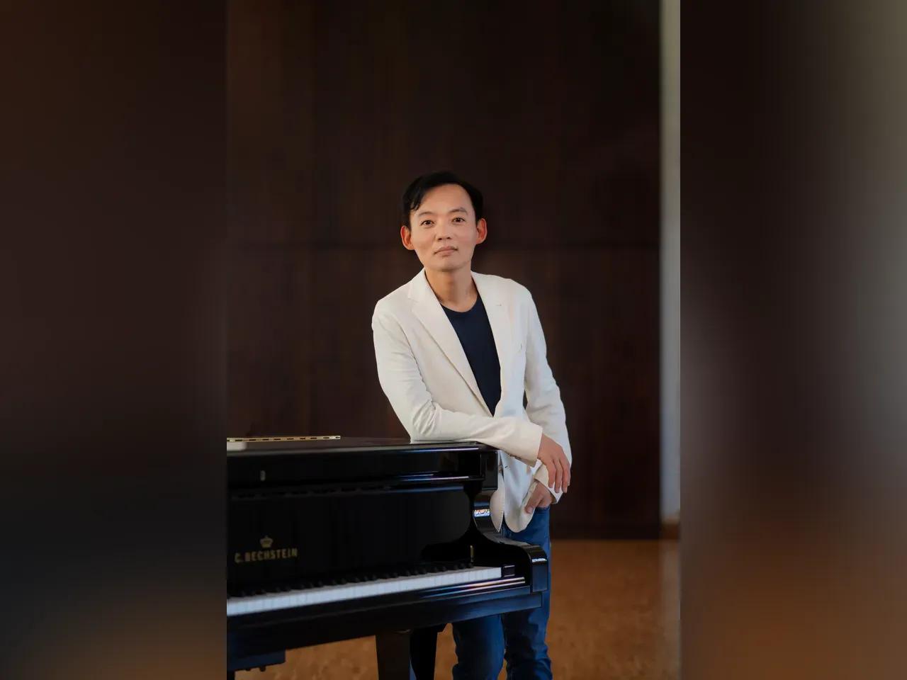 Pianist William Youn