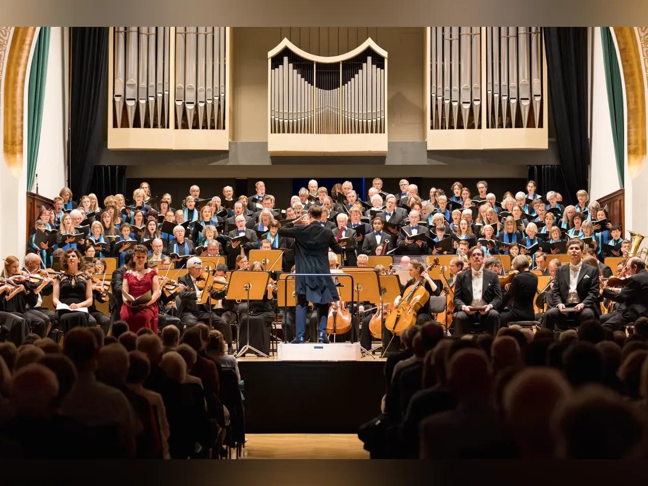 Solist*innen, Philharmonischer Chor Jena, Jenaer Philharmonie, Berit Walther