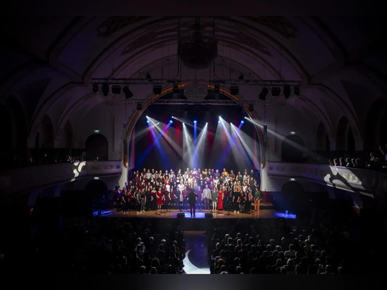 2025-april-volkshaus-jena-foto-tom-wenig8-1030x687-jpg