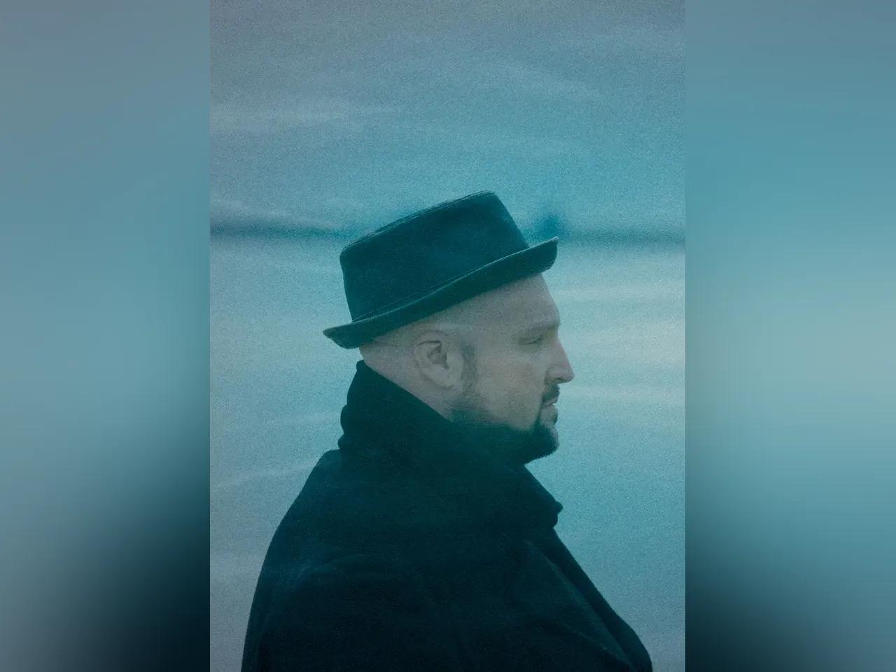 Alex Diehl – Leichter Tour – Solo im alten Gasometer