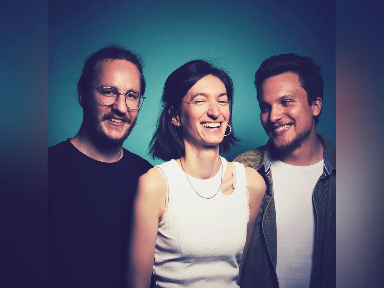 Die drei Mitglieder des Natasha Zaychenko Trios